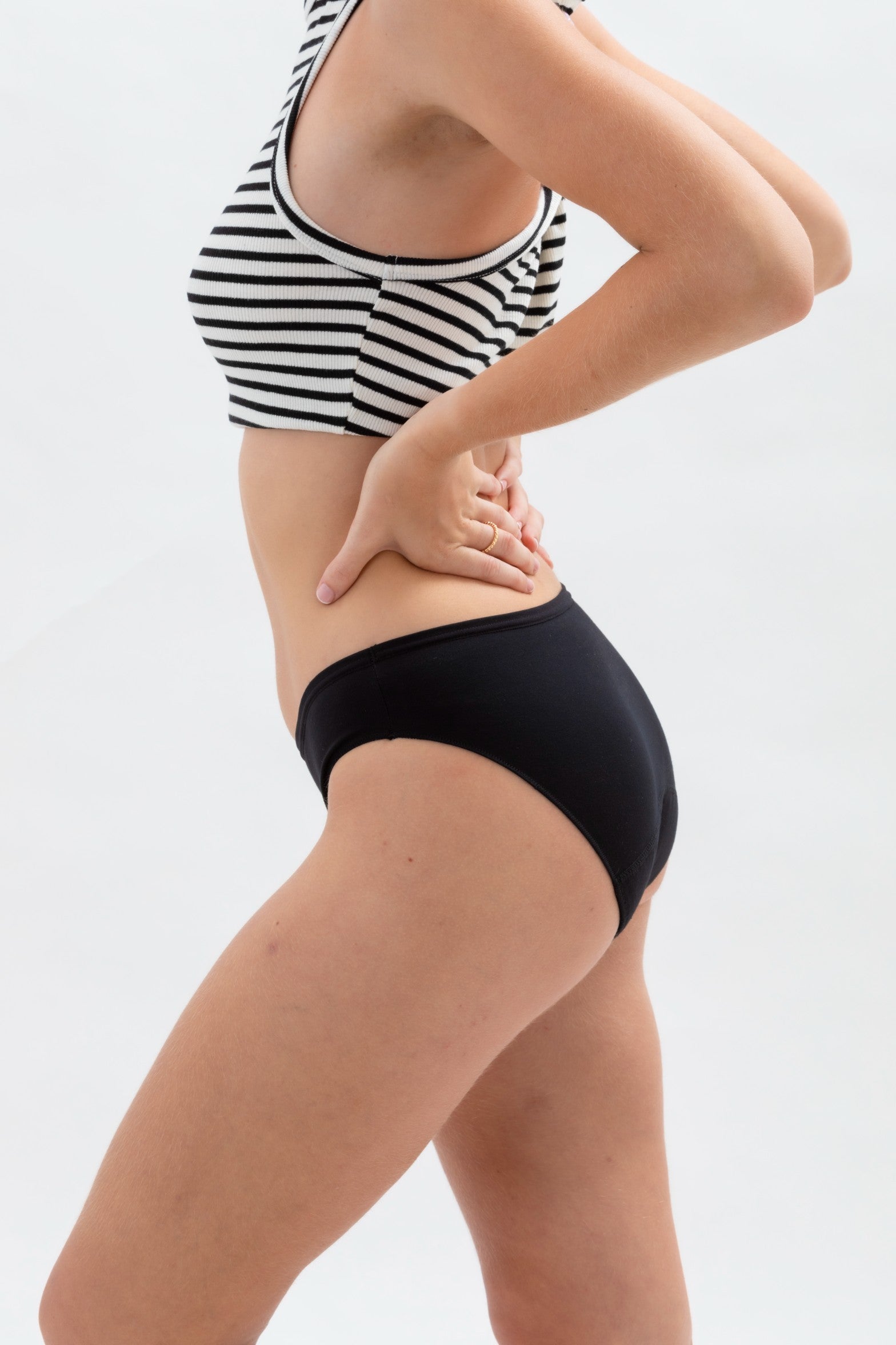 Silver Care Period Underwear with double absorbency (120 g absorbency), low rise (sizes S, M, L and XL) 1 piece.